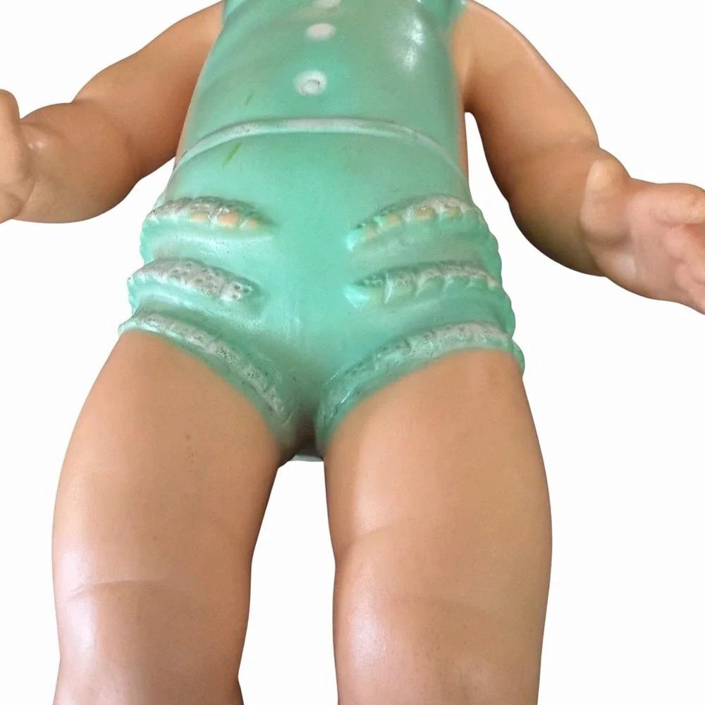 Vintage 1950s The Sun Rubber Baby Doll   Green‎ Romper MCM Toy 10